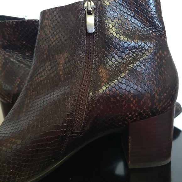 Ecco - Danish Designs - Brown Embossed Leather Heeled Boots - Size 41 - Picture 6 of 10